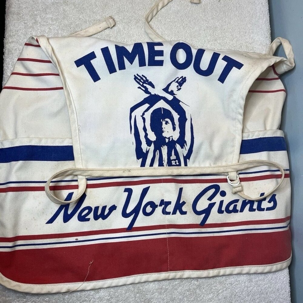 Vintage New York Giants Marilyn Meade Kitchen Quarterbacks Apron NY NFL Time Out